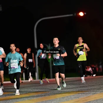 Runner Photo 2409369
