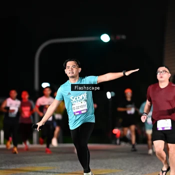 Runner Photo 2409372
