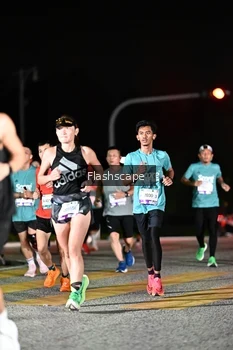 Runner Photo 2409395
