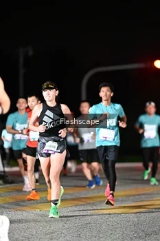 Runner Photo 2409396