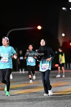 Runner Photo 2409402