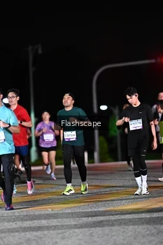 Runner Photo 2409410