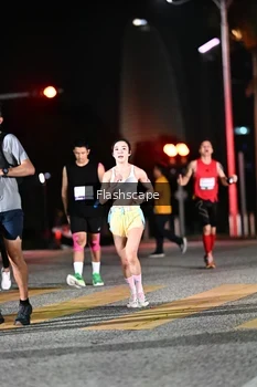 Runner Photo 2409415