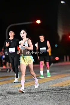 Runner Photo 2409418
