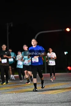 Runner Photo 2409420