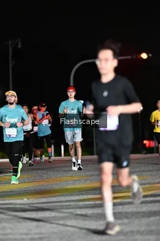 Runner Photo 2409427