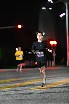 Runner Photo 2409429
