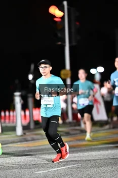 Runner Photo 2409448