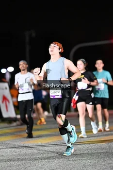 Runner Photo 2409458