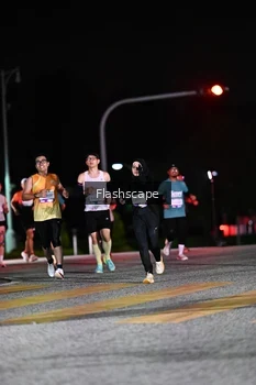 Runner Photo 2409470