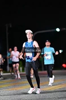Runner Photo 2409479