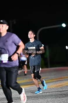 Runner Photo 2409485