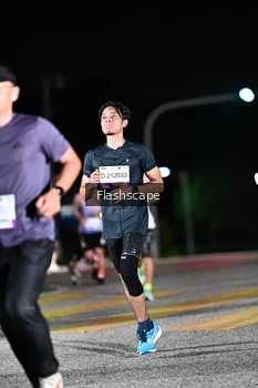 Runner Photo 2409486