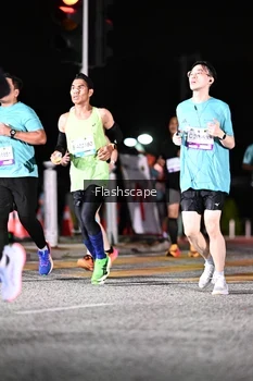 Runner Photo 2409495