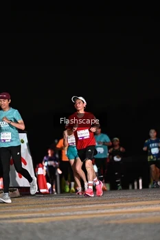 Runner Photo 2409500