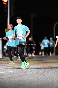 Runner Photo 2409502