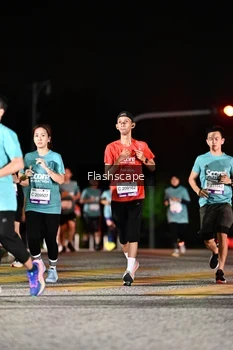 Runner Photo 2409518
