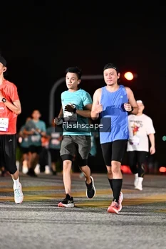 Runner Photo 2409519