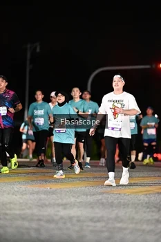 Runner Photo 2409523