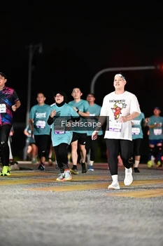 Runner Photo 2409524