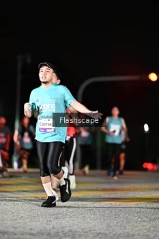 Runner Photo 2409530