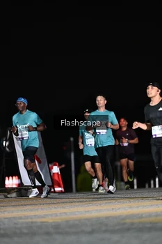 Runner Photo 2409533