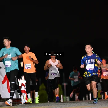 Runner Photo 2409534