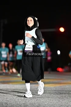 Runner Photo 2409538