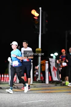 Runner Photo 2409553