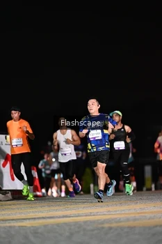 Runner Photo 2409555
