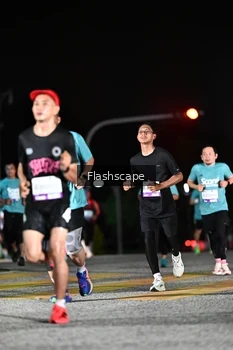 Runner Photo 2409604