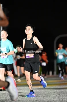 Runner Photo 2409619