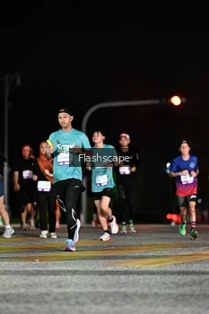 Runner Photo 2409623