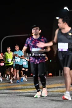 Runner Photo 2409668