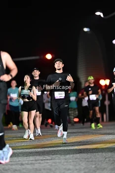 Runner Photo 2409675