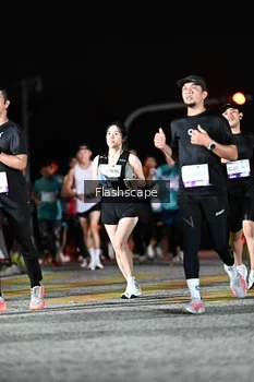 Runner Photo 2409676