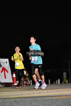 Runner Photo 2409678