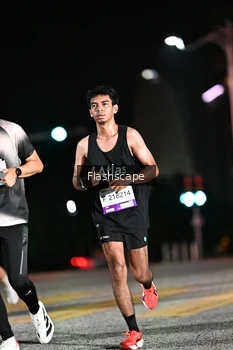 Runner Photo 2409696