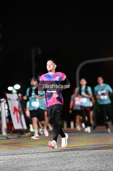 Runner Photo 2409705