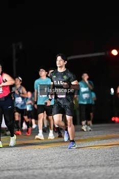 Runner Photo 2409716