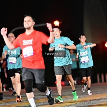 Runner Photo 2409754