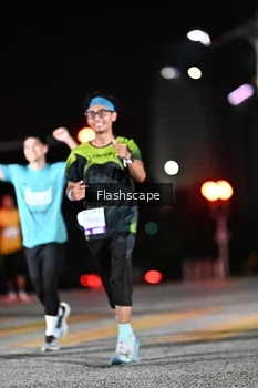 Runner Photo 2409765