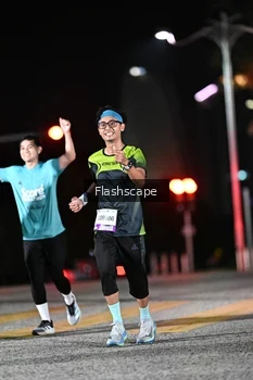 Runner Photo 2409766