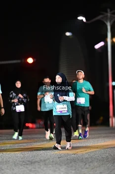 Runner Photo 2409775