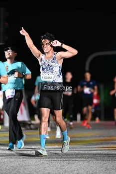 Runner Photo 2409908