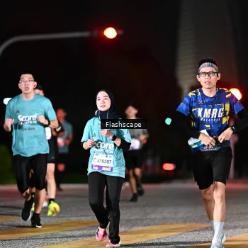 Runner Photo 2409941