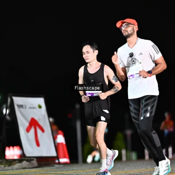 Runner Photo 2409972