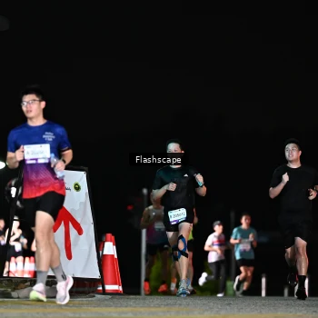 Runner Photo 2409975