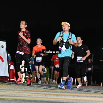 Runner Photo 2410003