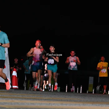 Runner Photo 2410022